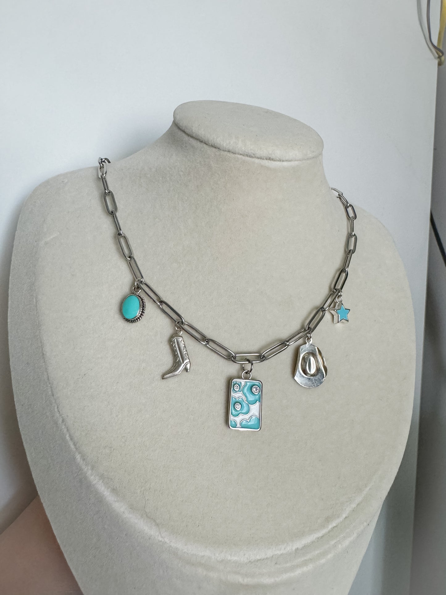 Turquoise Western Necklace 🩵