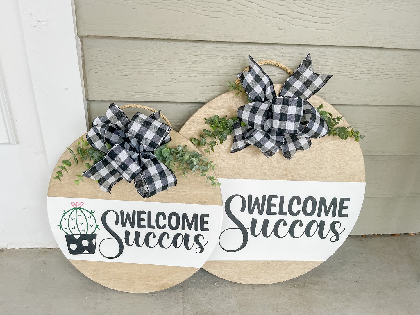 Welcome Succas Door Hanger